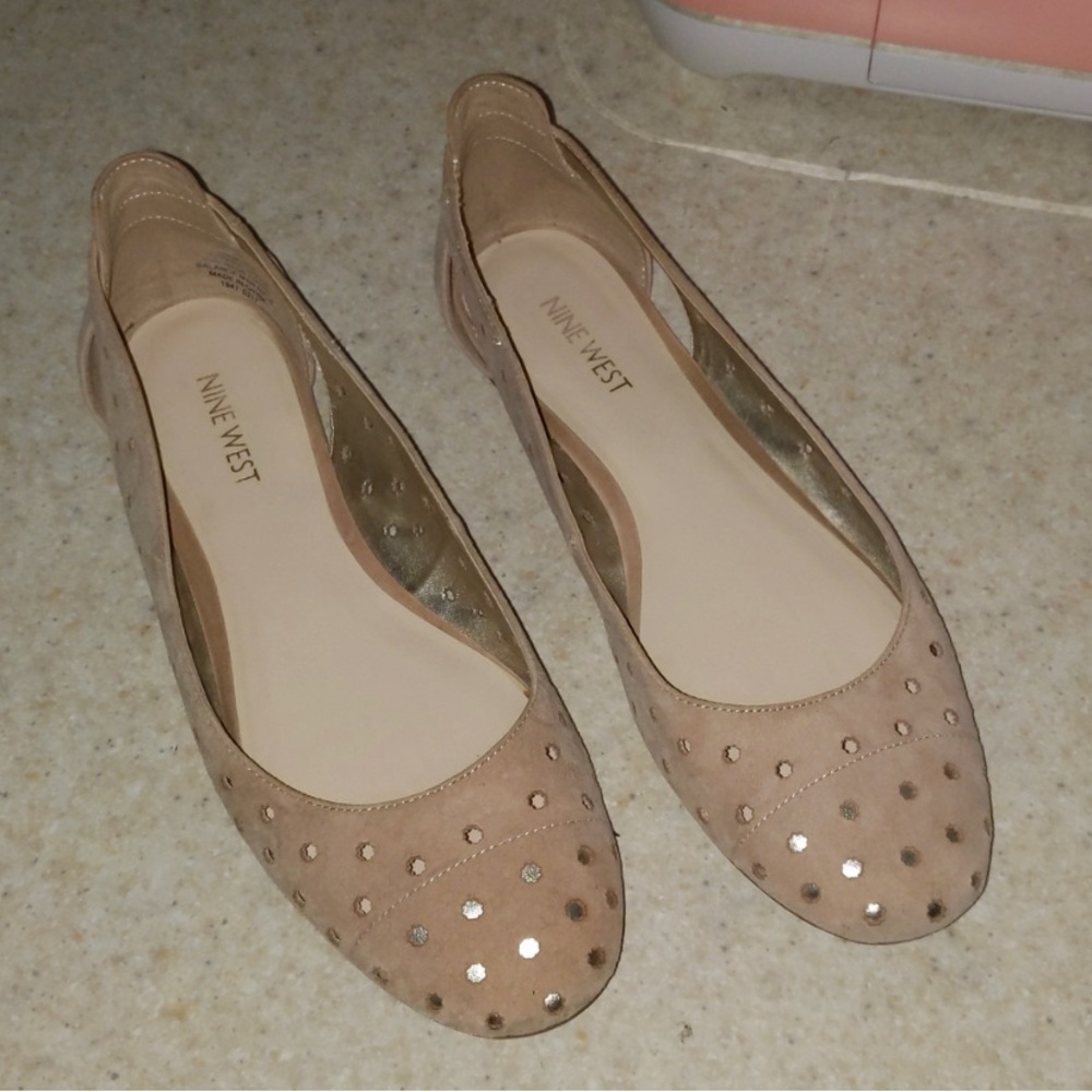 ⭐️Buy One💃🏿Get One⭐️ Nine West: Tan/Suede - Ballet Flats